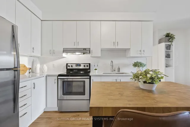 Additional image 9 of 3563 Lake Shore Blvd Unit 212