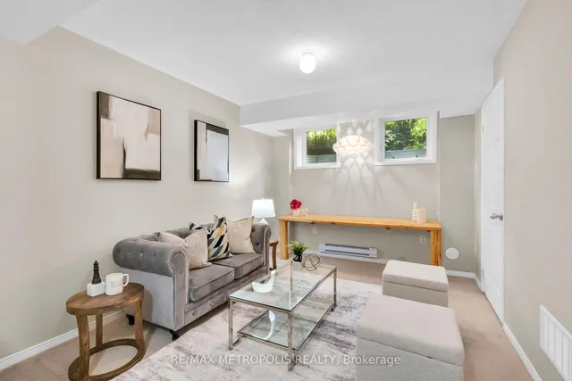 Additional image 25 of 669A Warden Ave Unit 13