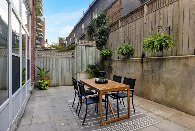 Additional image 17 of 901 Queen St Unit 105