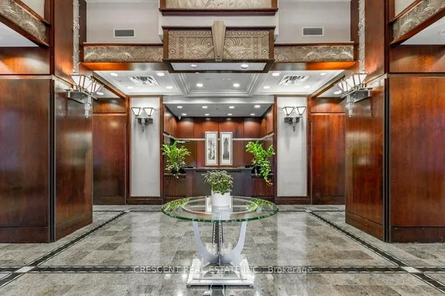 Additional image 33 of 35 Balmuto St Unit 701