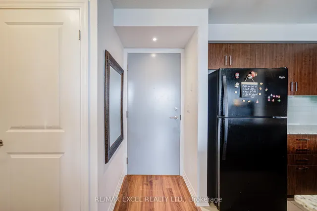 Additional image 11 of 80 Esther Lorrie Dr Unit 617