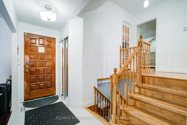 Additional image 16 of 74 Bloomington Cres