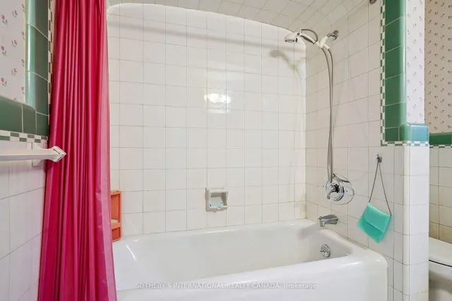 Additional image 28 of 258 Lytton Blvd