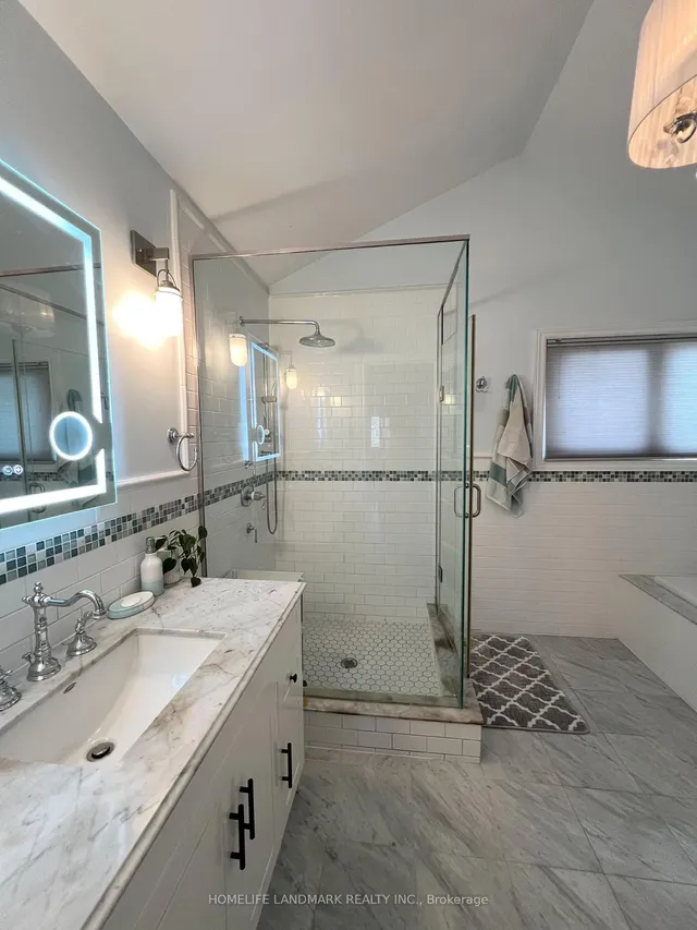 Additional image 17 of 80 Lorna Rae Blvd