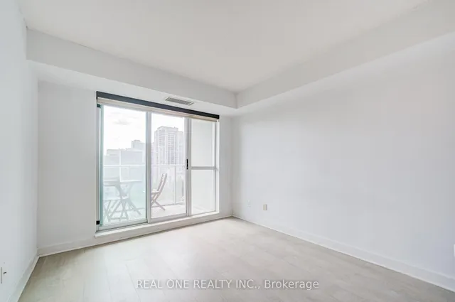 Additional image 23 of 31 Bales Ave Unit 1516