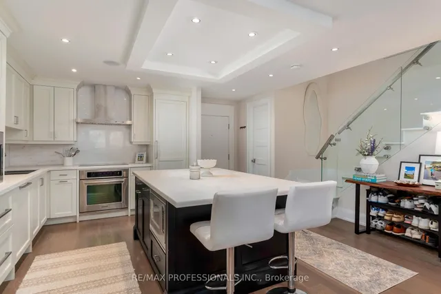 Additional image 5 of 71 Old Mill Rd Unit 304