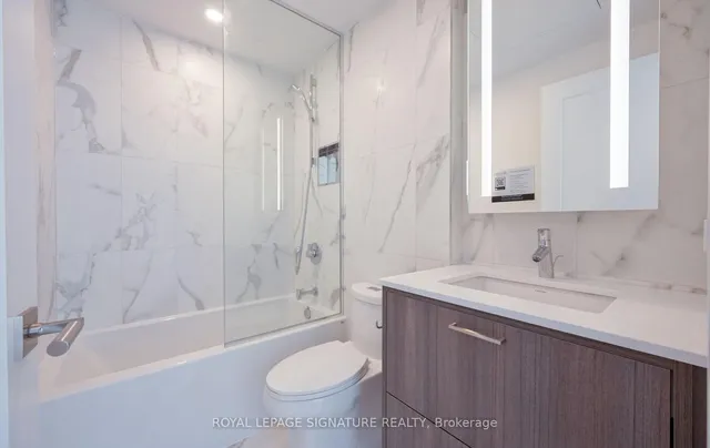 Additional image 26 of 10 In On The Park Dr Unit 105