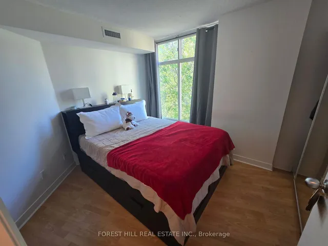 Additional image 8 of 650 Queens Quay W Blvd Unit 516