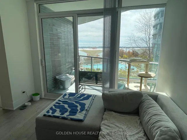 Additional image 10 of 1 Edgewater Dr Unit 314