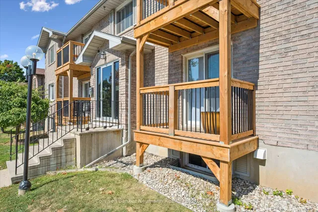 Additional image 3 of 266 Overlea Dr Unit 204