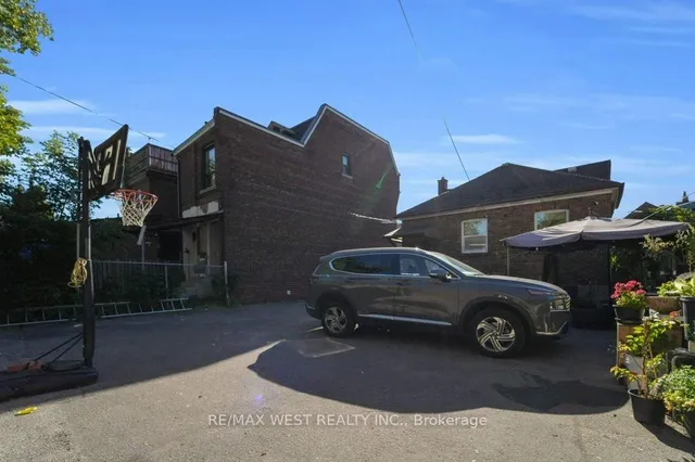 Additional image 37 of 225 Oakwood Ave