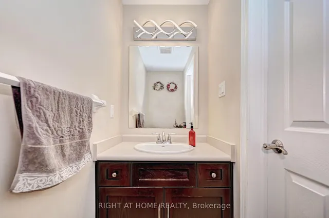 Additional image 22 of 1102 Fairway Rd Unit B