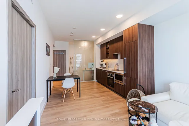 Additional image 16 of 27 McMahon Dr Unit 1801