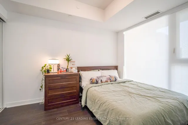 Additional image 17 of 543 RICHMOND St Unit 712