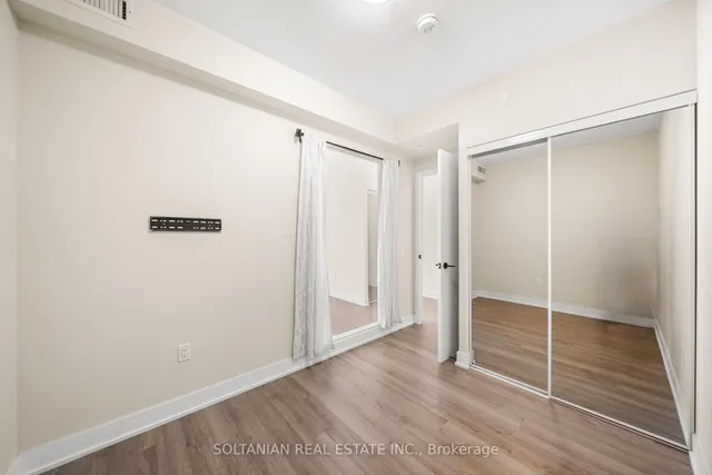Additional image 23 of 50 George Butchart Dr Unit 810