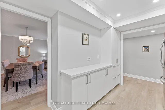 Additional image 9 of 2045 Lake Shore Blvd Unit 202