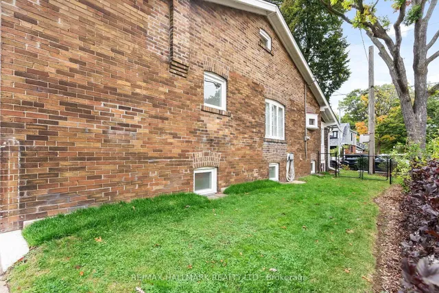 Additional image 46 of 2099 Gerrard St