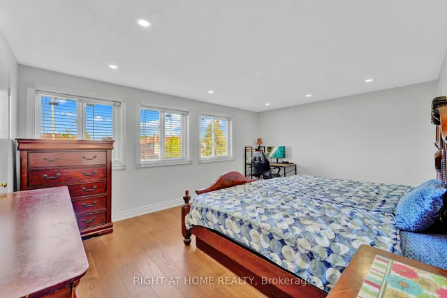 Additional image 24 of 105 Hupfield Tr