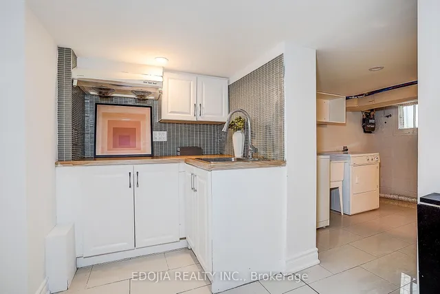 Additional image 33 of 229 Empress Ave