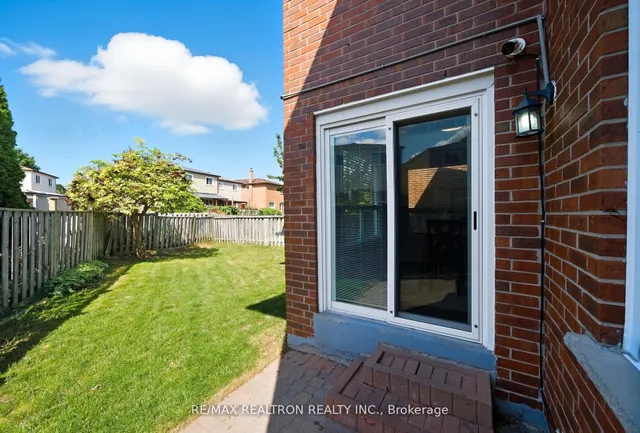 Additional image 40 of 83 Fieldside Dr