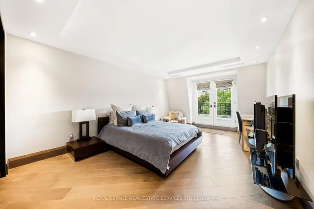 Additional image 46 of 50 Old Mill Rd Unit 501