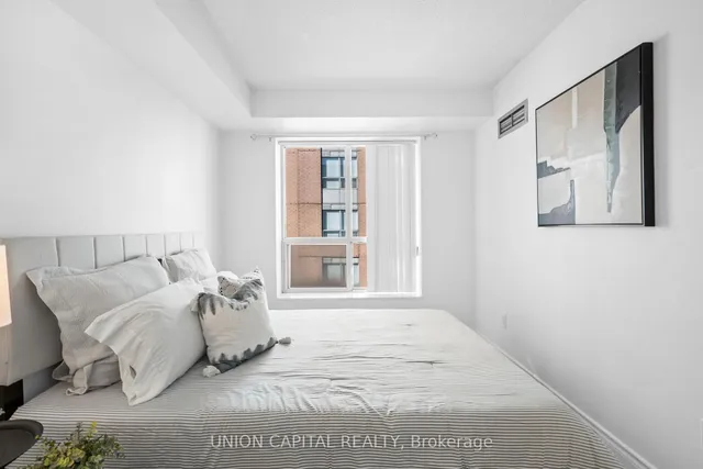 Additional image 17 of 39 PEMBERTON Ave Unit LPH17