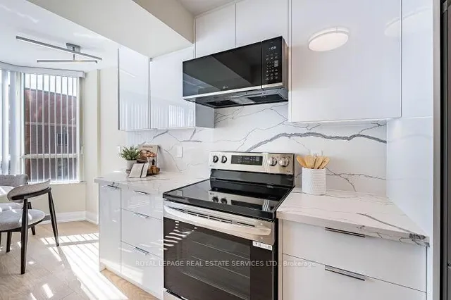 Additional image 24 of 1 Aberfoyle Cres Unit 301