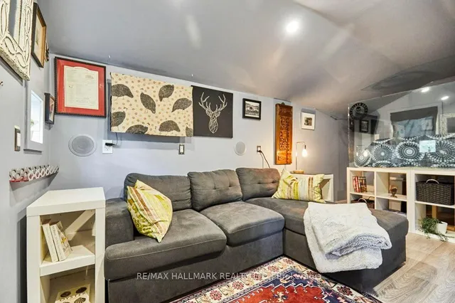 Additional image 40 of 645 Balliol St