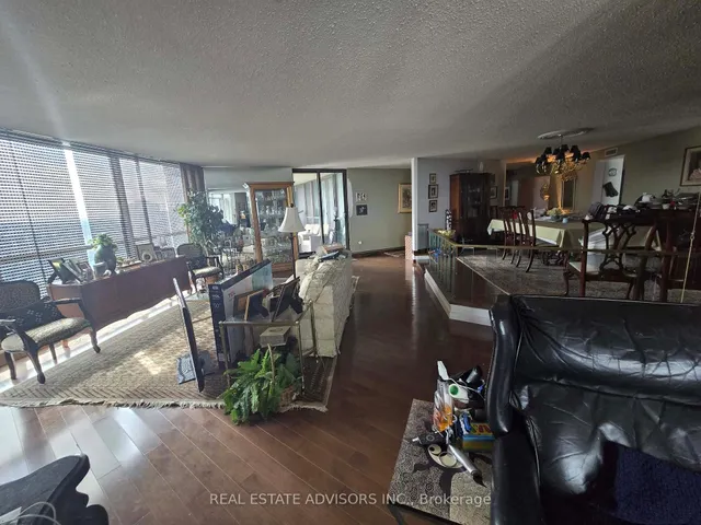 Additional image 6 of 2010 Islington Ave Unit 2306