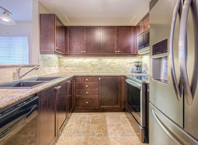 Additional image 8 of 970 Zeller Cres