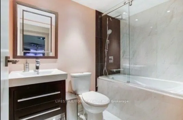 Additional image 11 of 5 Northtown Way Unit 909