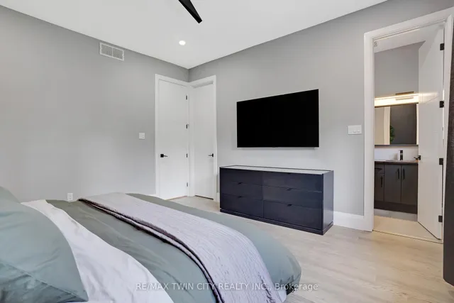 Additional image 16 of 34 Woodcrest Crt