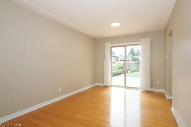 Additional image 11 of 15 Niagara Rd