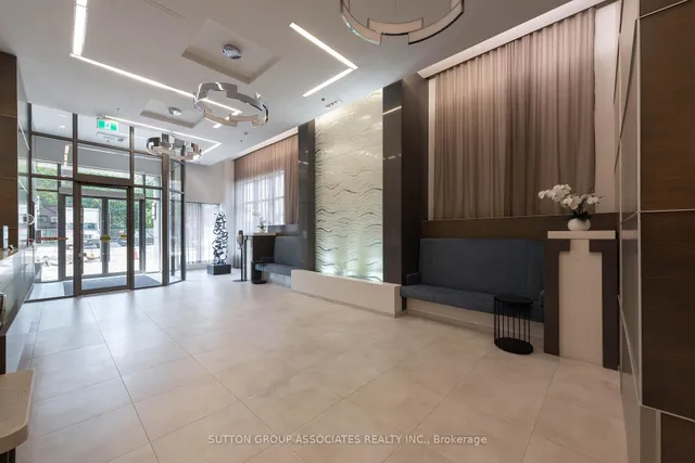 Additional image 3 of 530 St. Clair Ave Unit 1502