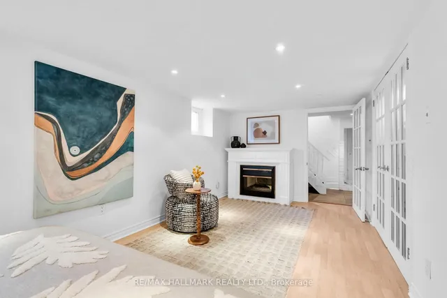 Additional image 38 of 2099 Gerrard St