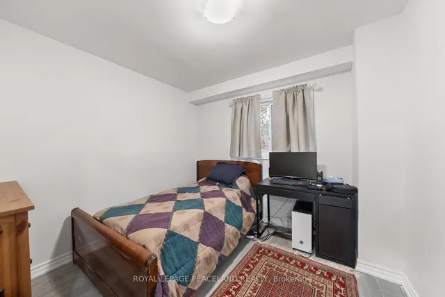 Additional image 34 of 105 Apache Tr