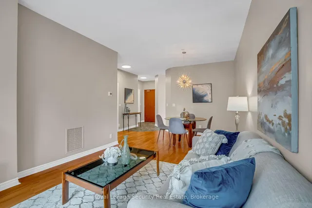 Additional image 20 of 980 Yonge St Unit 403