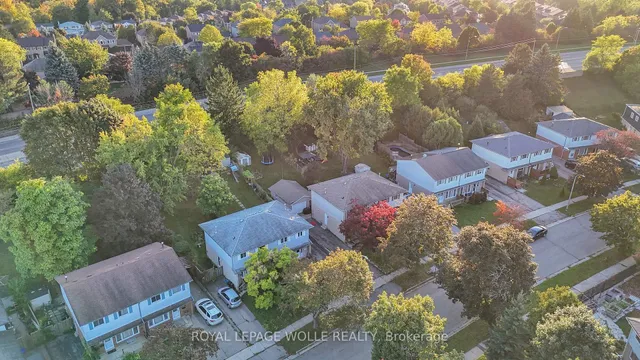 Additional image 39 of 110 Shadeland Cres