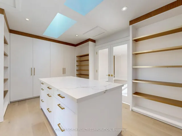 Additional image 23 of 2 Inglis Gate