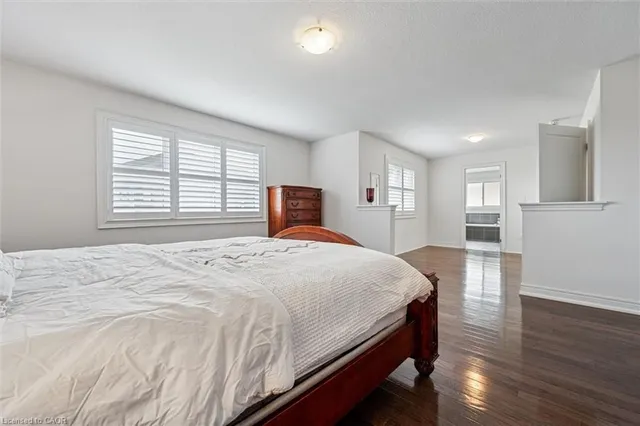 Additional image 29 of 77 Eaglecrest St