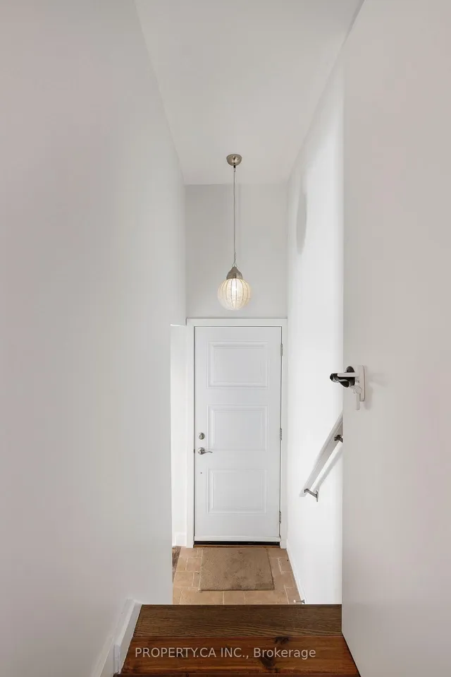 Additional image 18 of 316 Renforth Dr