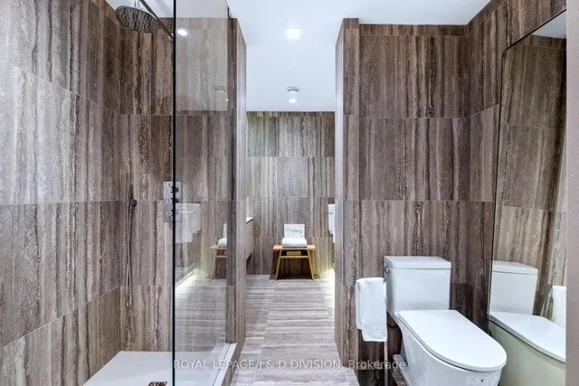 Additional image 30 of 20 Scrivener Sq Unit 301