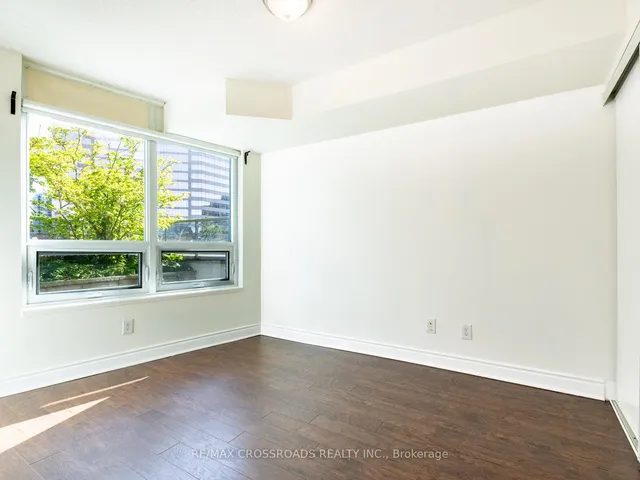 Additional image 21 of 25 Greenview Ave Unit 324