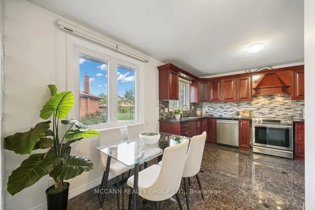 Additional image 12 of 7 Carswell Pl