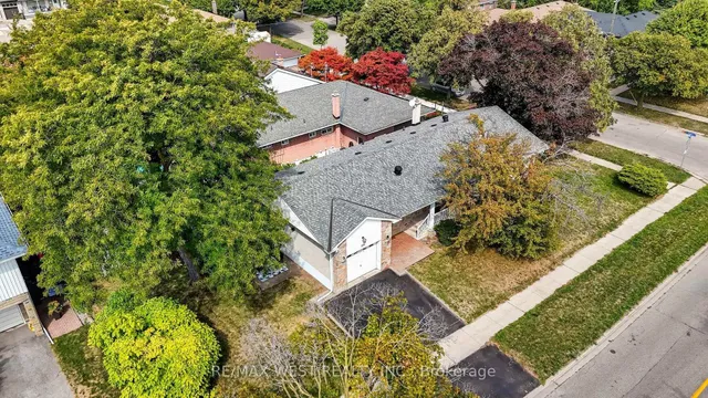 Additional image 46 of 204 Jeffcoat Dr
