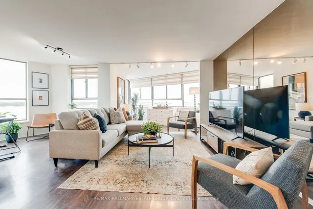 Additional image 16 of 270 Queens Quay Unit 1102