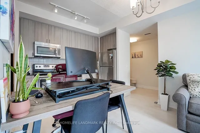 Additional image 25 of 68 Merton St Unit 901