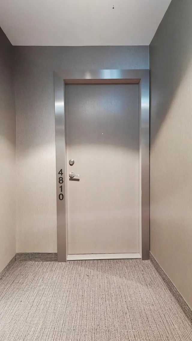 Additional image 24 of 88 Harbour St Unit 4810