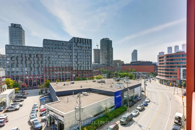 Additional image 20 of 28 Eastern Ave Unit 522