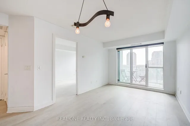 Additional image 20 of 31 Bales Ave Unit 1516